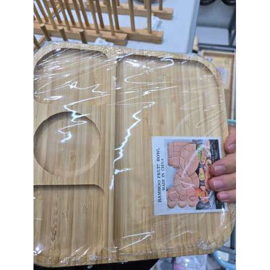Plato de bambu con diseño 4 divisiónes